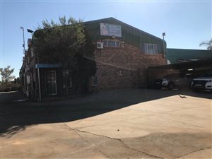 801 m² Industrial space in Gateway Industrial Park