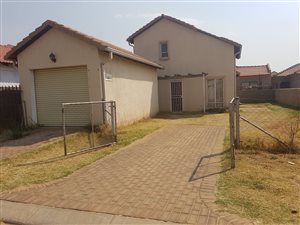 2 Bed House in Vanderbijlpark CE7