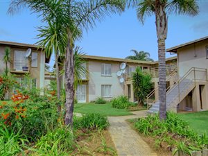 3 Bed Apartment in Radiokop