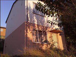 2 Bed Duplex in Forest Haven