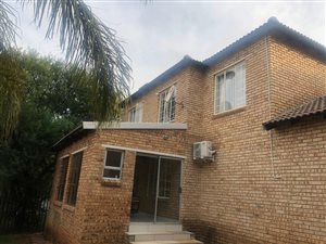 3 Bed Townhouse in Willowbrook