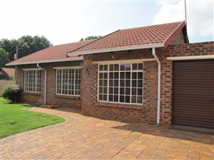 3 Bedroom House in Vanderbijlpark CE1