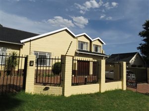 5 Bed House in Dowerglen