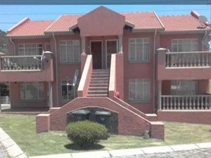 2 Bed Townhouse in Rembrandt Park