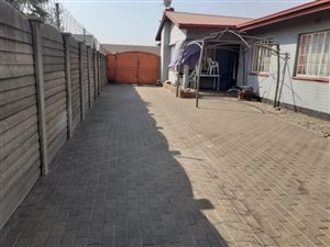 4 Bed House in Vanderbijlpark CE2