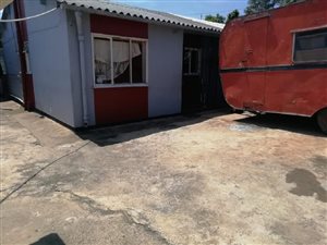 2 Bedroom House in Shastri Park