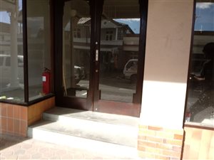 175 m² Retail Space in Mossel Bay Central