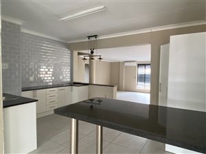 3 Bed House in Ontdekkers Park