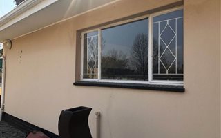 2 Bedroom House in Lombardy East