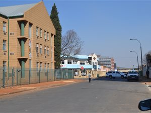 86 m² Commercial space in Kempton Park Central