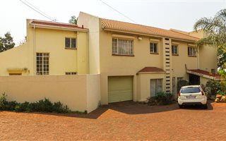 3 Bedroom House in Val de Grace