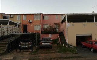 2 Bedroom Duplex in Stonebridge