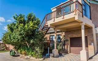 5 Bedroom Cluster in Heiderand