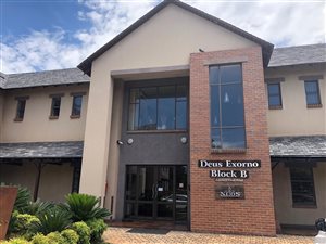 160 m² Office Space in Eldoraigne