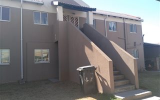 2 Bedroom Townhouse in Bramley View