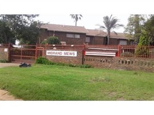 3 Bed Duplex in Clayville