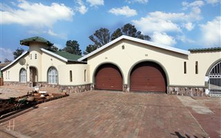 3 Bedroom House in Bakerton