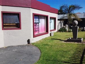 3 Bed House in Sunair Park