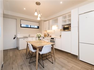 2 Bed Apartment in Menlyn