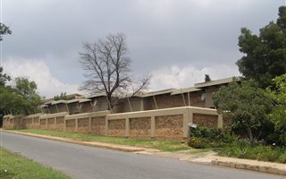 2 Bedroom Apartment in Monument