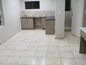 Studio Apartment in Doornpoort and surrounds