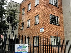 1.5 Bed Apartment in Turffontein