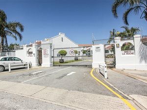 3 Bed Townhouse in Humewood