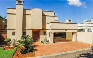 3 Bedroom Townhouse in Die Wilgers