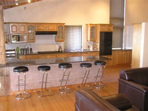 5 Bed House in Suikerbossie