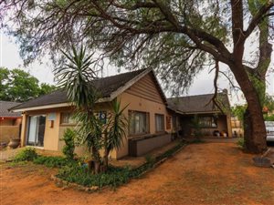 3 Bed House in Risiville