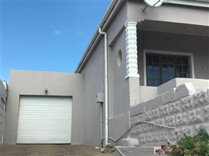 3 Bed House in Kensington