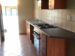 2 Bed Flat in Pollak Park
