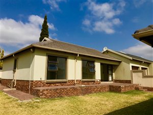 3 Bed Simplex in Valleyview Estate
