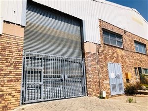 1800 m² Industrial space in Stormill