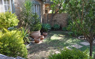 3 Bedroom Townhouse in Equestria