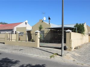 3 Bed House in Kuilsriver