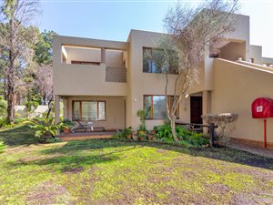 2 Bed Apartment in Bryanston