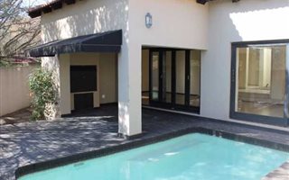 3 Bedroom House in Dainfern Ridge