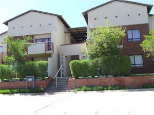 2 Bed Apartment in Jackal Creek Golf Estate