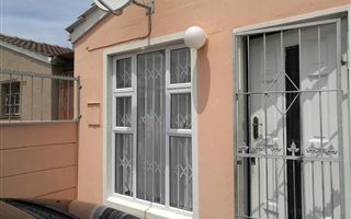 2 Bedroom House in Mitchells Plain