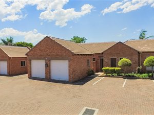 2 Bed Townhouse in Equestria