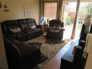 2 Bed Simplex in Meyerspark