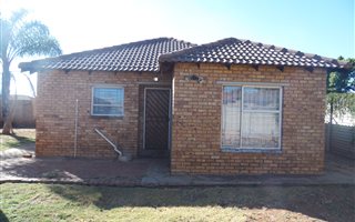 3 Bedroom Townhouse in Clarina