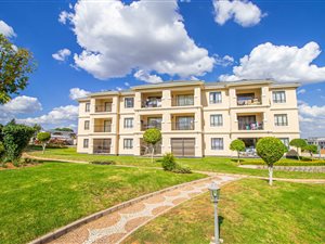 2 Bed House in Halfway Gardens