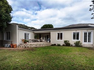 5 Bedroom House in Capri