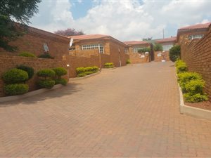 2 Bedroom Simplex in Chancliff