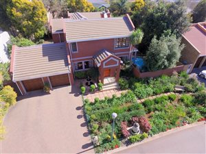 4 Bed House in Centurion Golf Estate