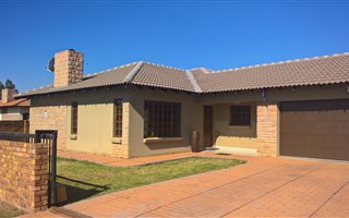 3 Bedroom House in Hesteapark