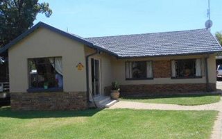 3 Bedroom House in Erasmus