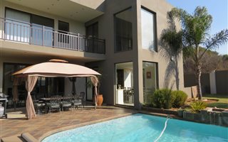 8343 m² Farm in Nortons Home Estate